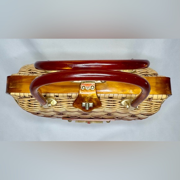 PATTI ORIGINALS Vintage 60s Natural Coated Wicker‎ & Lucite Top Handle Purse MCM - Picture 10 of 13